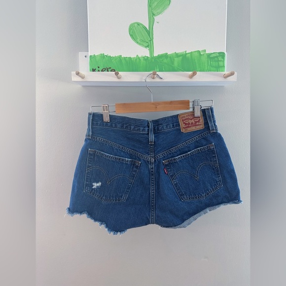 Levi’s 501 denim jean short short shorts distressed women’s size 27 - Picture 5 of 7